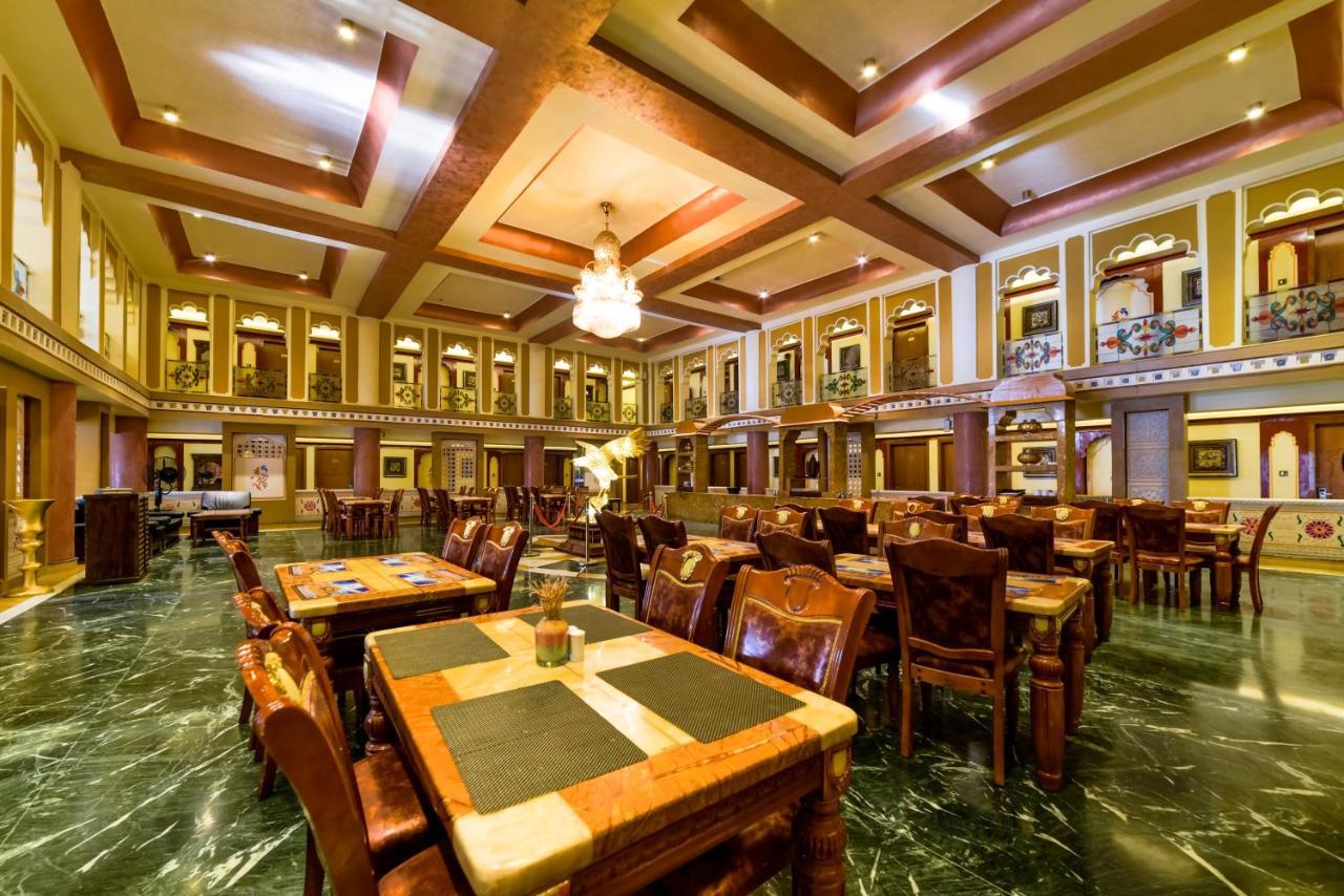 Chokhi Dhani The Palace Hotel 자이살메르 외부 사진