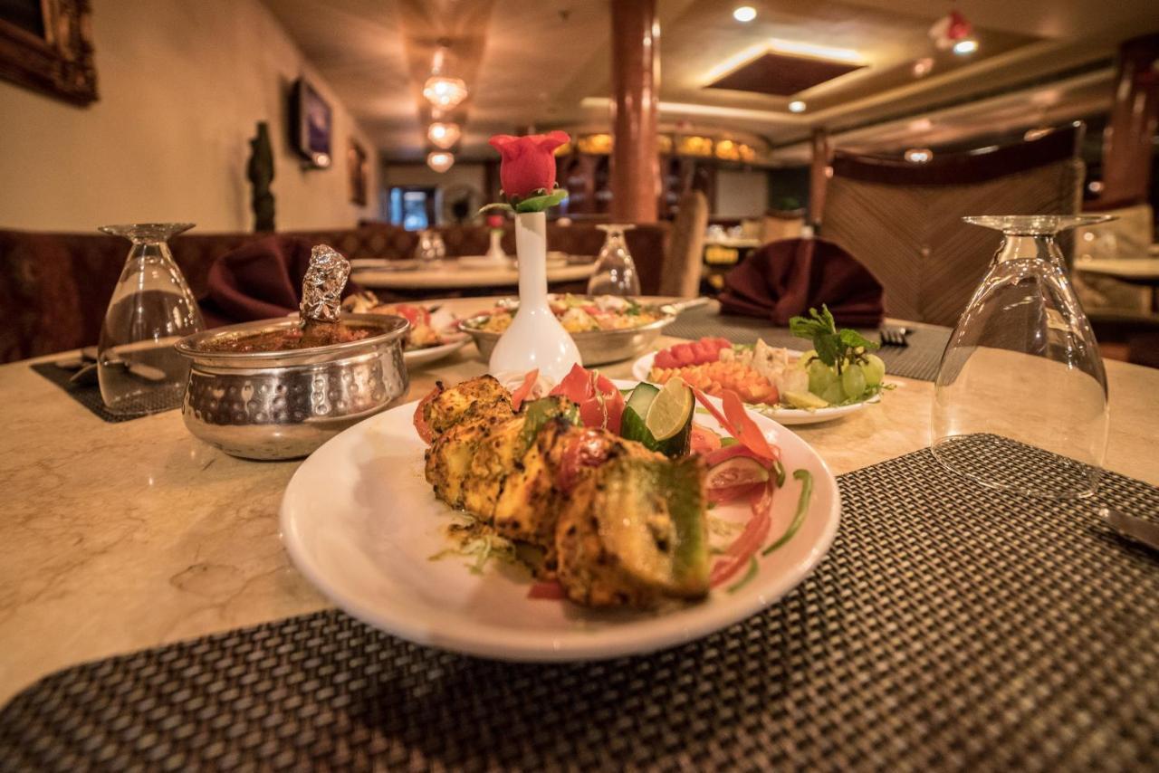 Chokhi Dhani The Palace Hotel 자이살메르 외부 사진